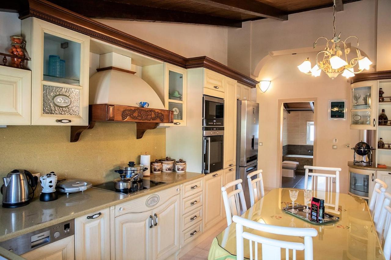Liberis Loft Suite أرغوستولي المظهر الخارجي الصورة